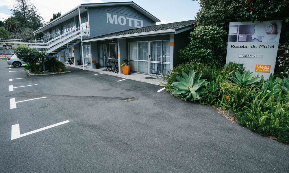 Roselands Motel Тауранга Екстериор снимка
