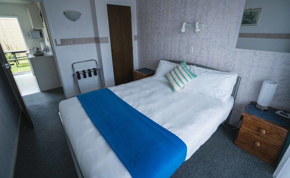 Roselands Motel Тауранга Екстериор снимка