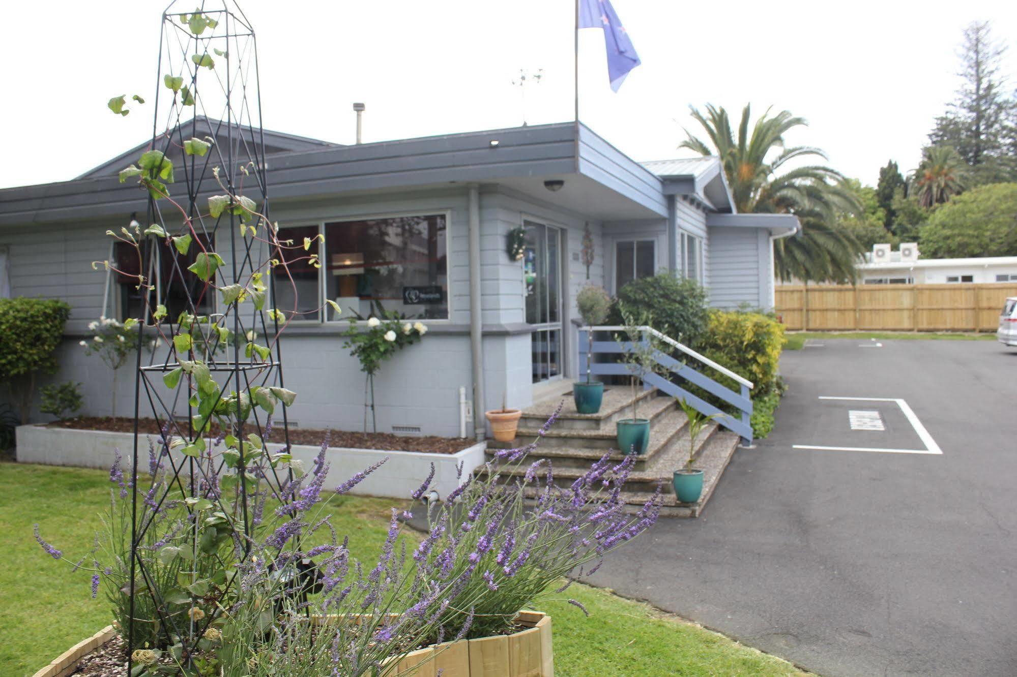 Roselands Motel Тауранга Екстериор снимка