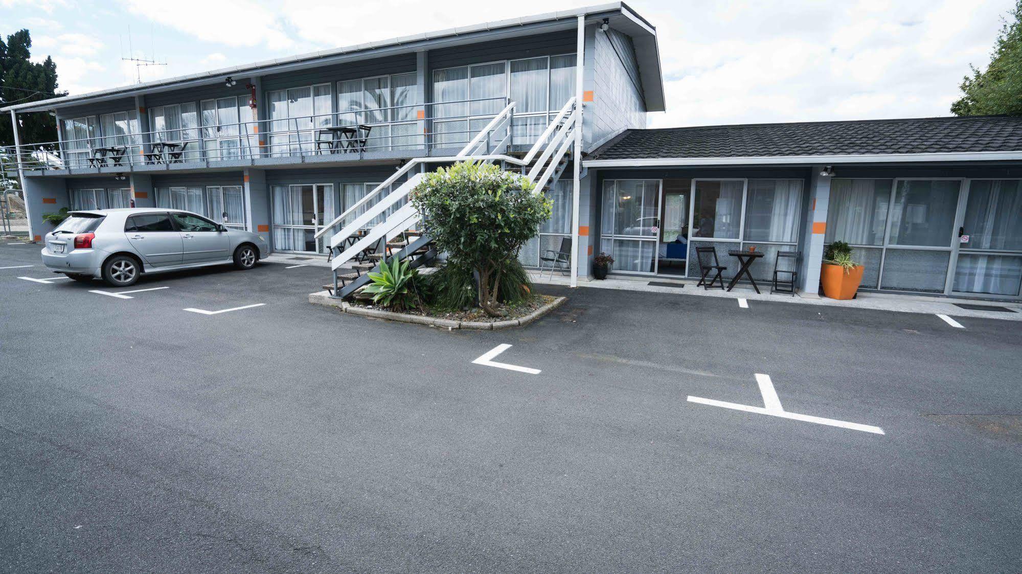 Roselands Motel Тауранга Екстериор снимка