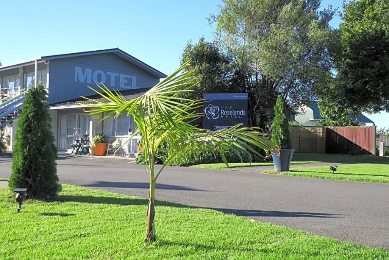 Roselands Motel Тауранга Екстериор снимка